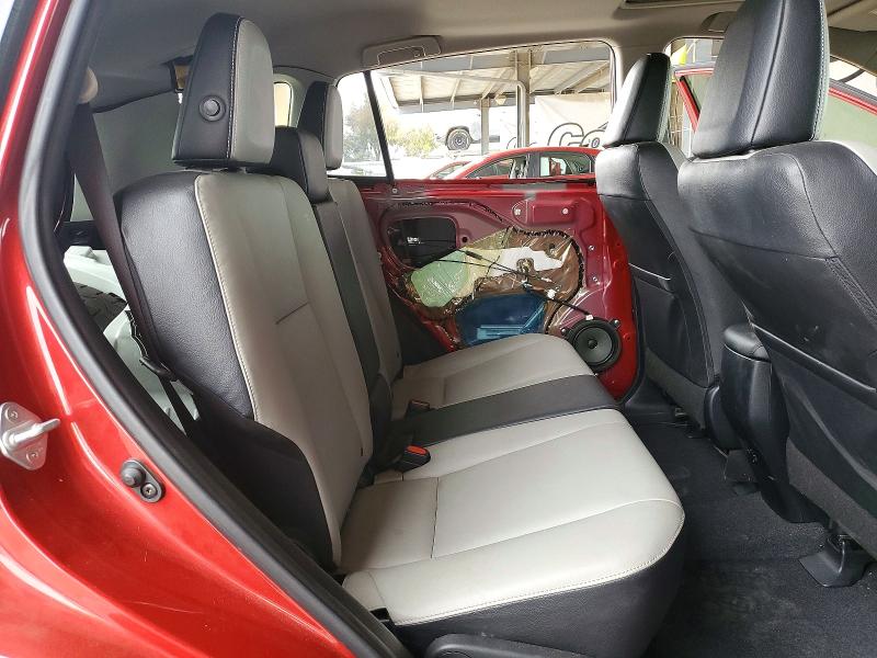 Foto 10 de la subasta – 2016 TOYOTA RAV4 con VIN JTMDFREV7GJ078529