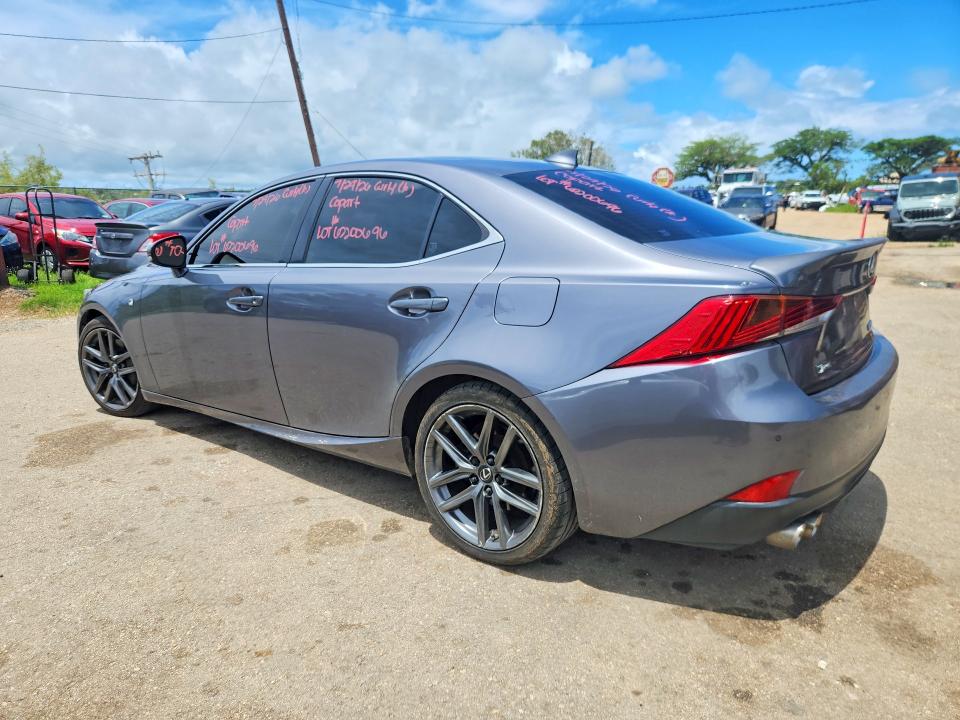 Foto 2 de la subasta – 2018 LEXUS IS con VIN JTHBA1D27J5071741
