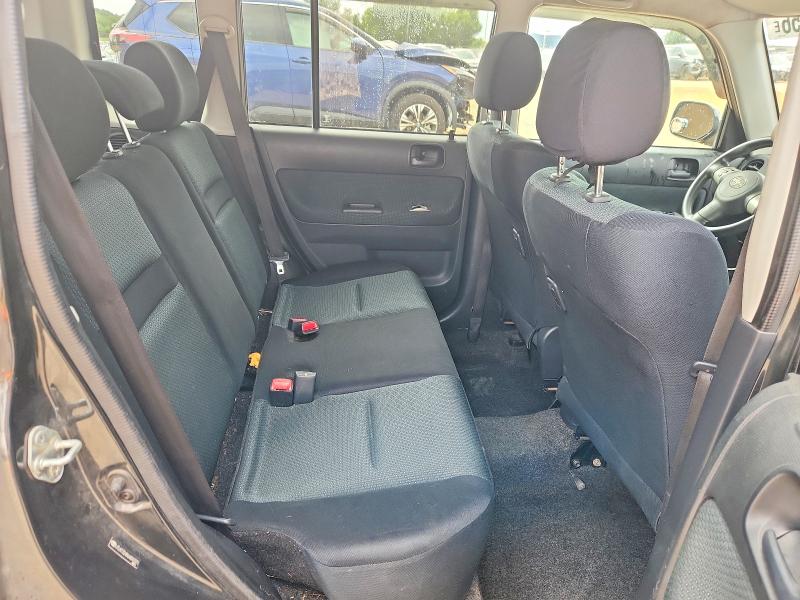 Photo 11 from auction – 2006 TOYOTA SCION with VIN JTLKT324X64092371