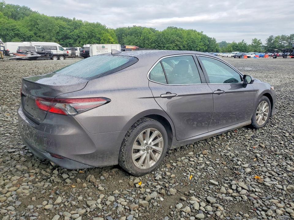 Photo 3 from auction – 2023 TOYOTA CAMRY with VIN 4T1C11AK3PU792465