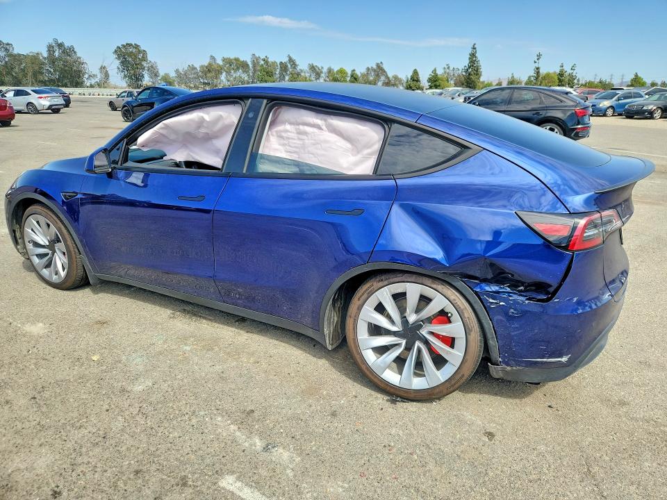 Photo 2 from auction – 2023 TESLA MODEL Y with VIN 7SAYGDEF3PF682521