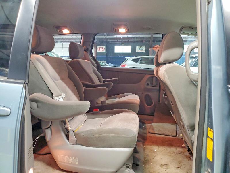 Photo 11 from auction – 2007 TOYOTA SIENNA with VIN 5TDBK23C47S002278
