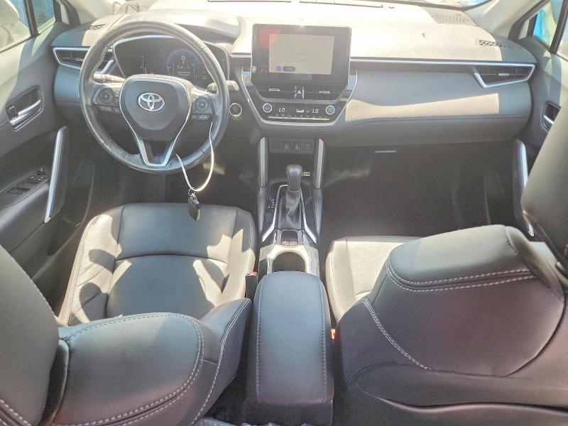 Photo 8 from auction – 2023 TOYOTA COROLLA CROSS with VIN 7MUDAAAG0PV054346