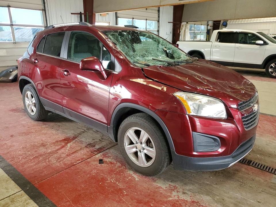 Photo 4 from auction – 2016 CHEVROLET TRAX with VIN 3GNCJPSBXGL280709