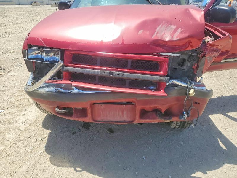Photo 11 from auction – 2001 CHEVROLET BLAZER with VIN 1GNDT13W012187218