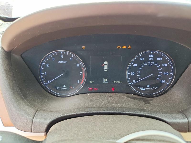Photo 9 from auction – 2015 HYUNDAI GENESIS with VIN KMHGN4JF1FU070095