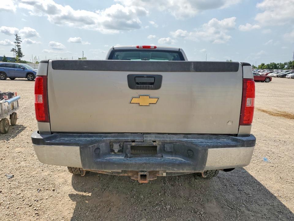 Photo 6 from auction – 2008 CHEVROLET SILVERADO with VIN 1GCHK29K38E210331