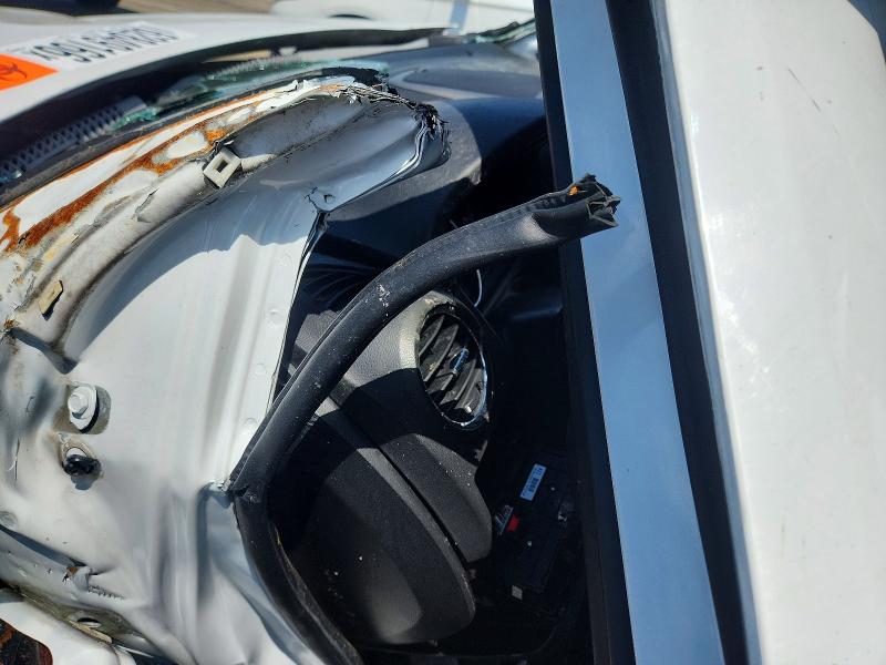 Photo 9 from auction – 2014 CHEVROLET CAPTIVA with VIN 3GNAL3EK6ES633651
