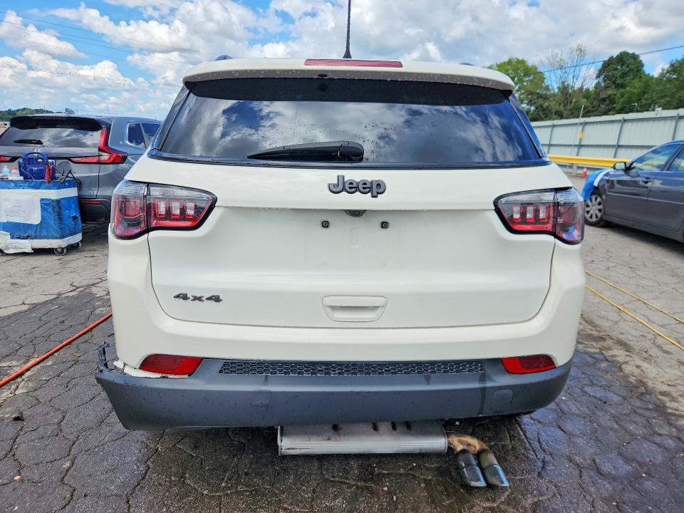 Photo 6 from auction – 2021 JEEP COMPASS with VIN 3C4NJDEB8MT596309