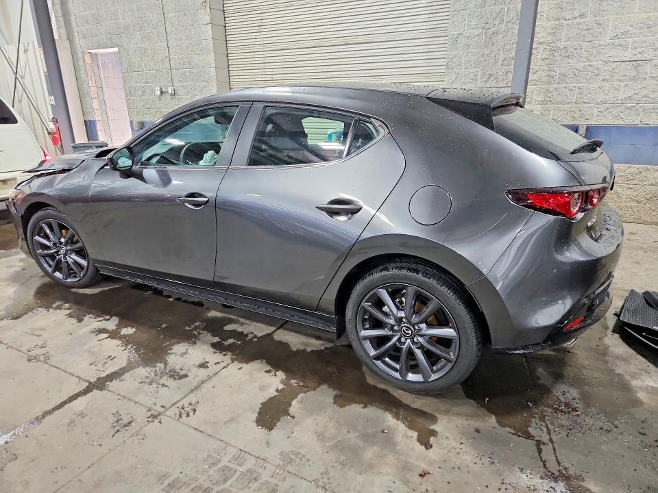 Photo 2 from auction – 2026 MAZDA 3 with VIN JM1BPALL6T1868194