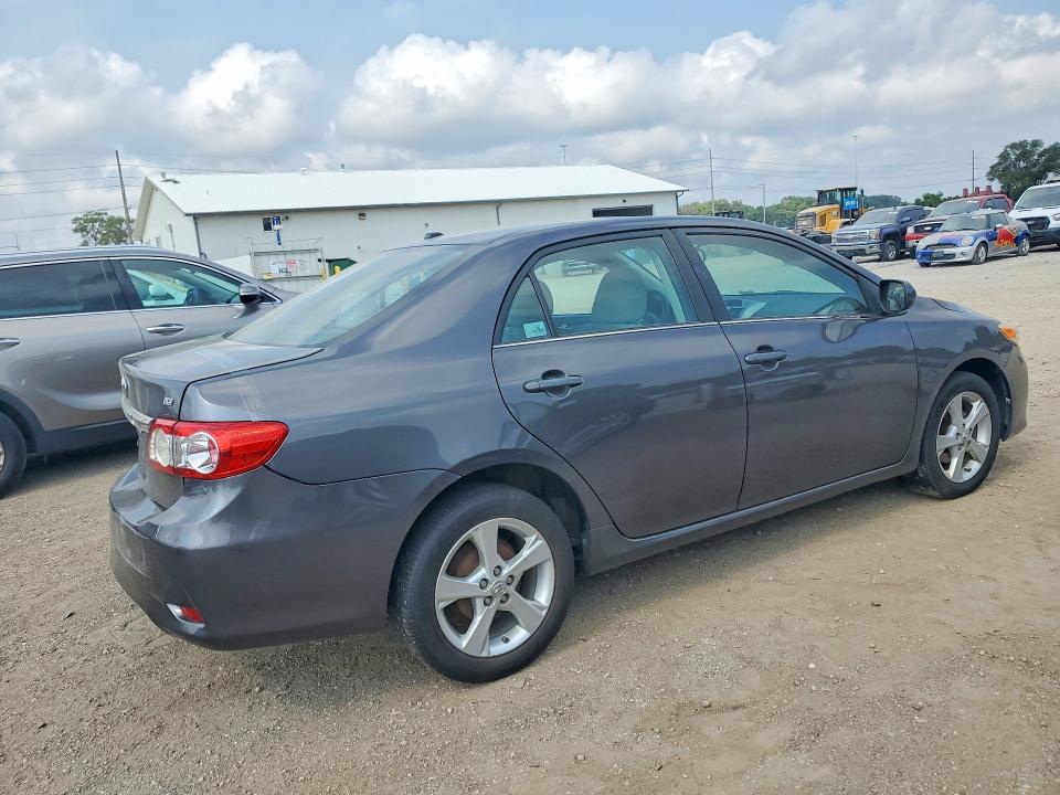 Photo 3 from auction – 2013 TOYOTA COROLLA with VIN 5YFBU4EE4DP198828