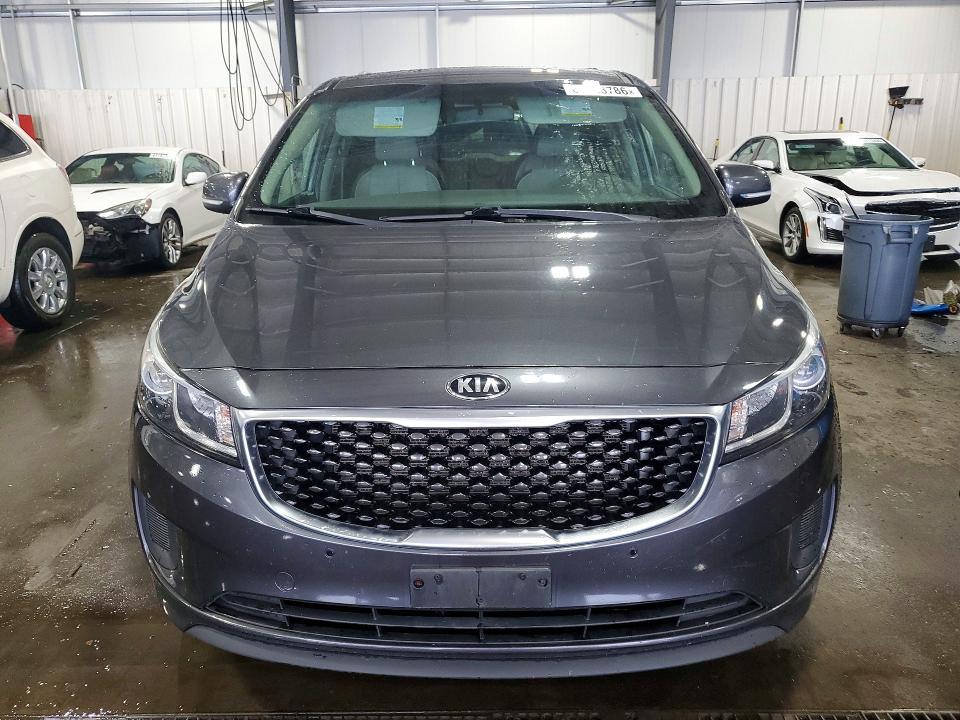 Photo 5 from auction – 2017 KIA SEDONA with VIN KNDMB5C16H6247349