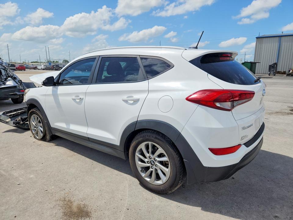 Photo 2 from auction – 2016 HYUNDAI TUCSON with VIN KM8J33A49GU192175