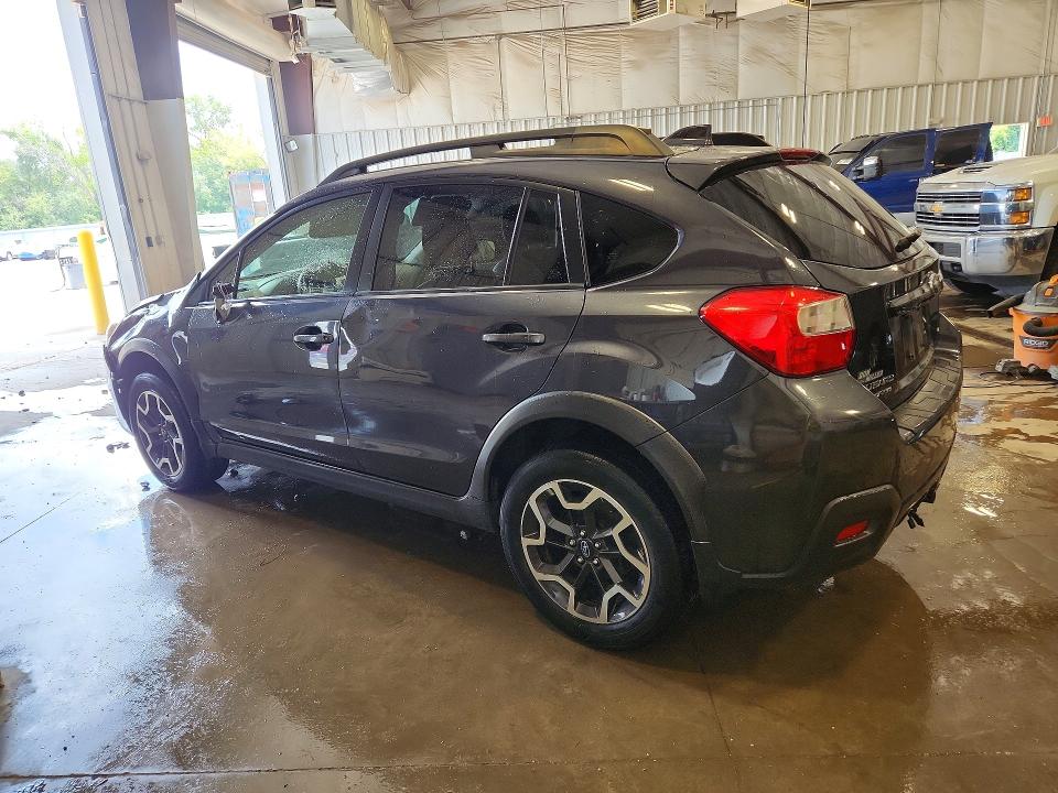 Photo 2 from auction – 2017 SUBARU CROSSTREK with VIN JF2GPAKCXHH209140