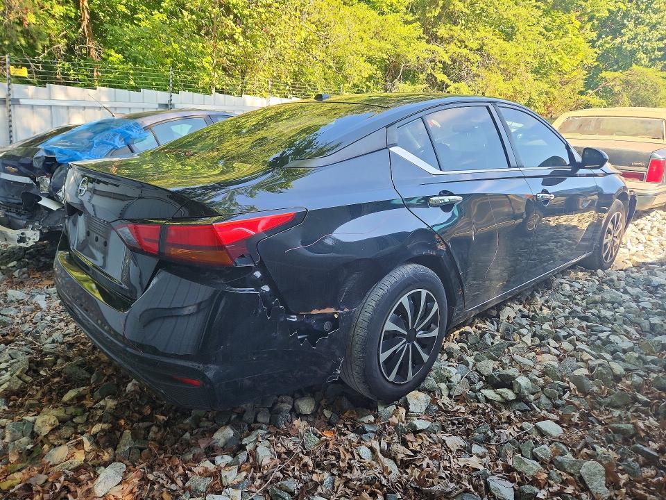 Photo 3 from auction – 2020 NISSAN ALTIMA with VIN 1N4BL4BV0LC213992