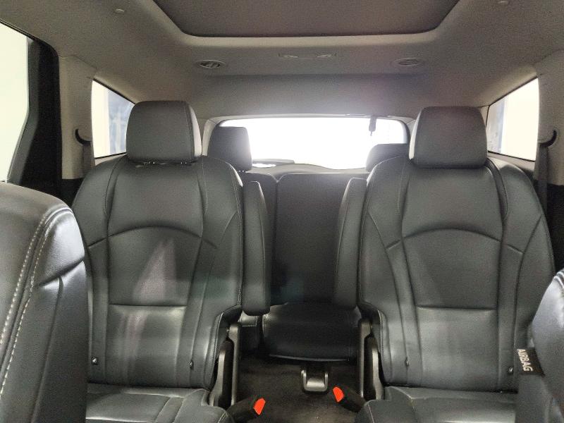 Photo 10 from auction – 2019 BUICK ENCLAVE with VIN 5GAEVAKW5KJ262349