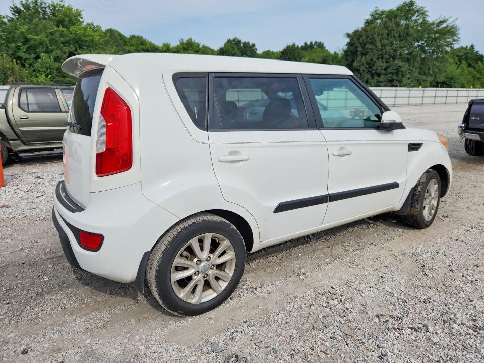 Снимка 3 от търг – 2013 KIA SOUL с VIN KNDJT2A66D7561486