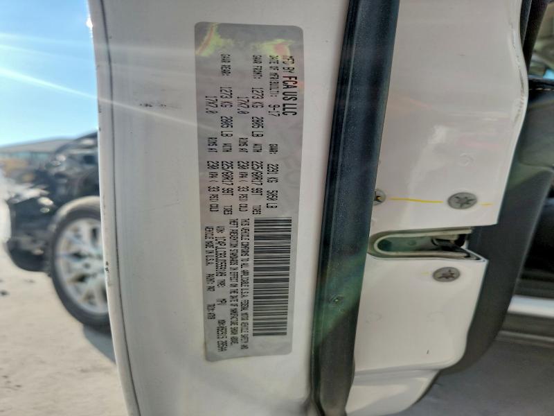 Photo 14 from auction – 2018 JEEP CHEROKEE with VIN 1C4PJLCB3JD559109