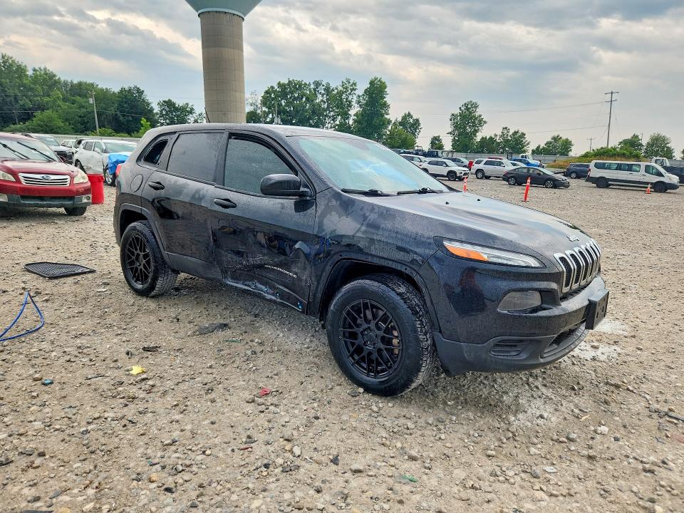 Photo 4 from auction – 2014 JEEP CHEROKEE with VIN 1C4PJMAS6EW322357