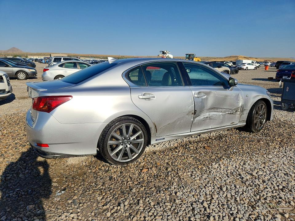 Photo 3 from auction – 2015 LEXUS GS with VIN JTHBS1BLXFA000279