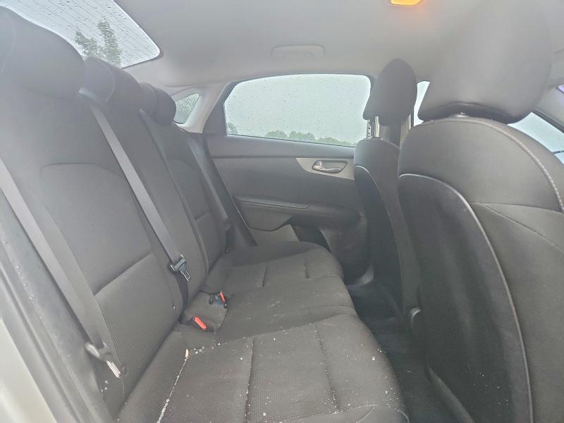 Photo 10 from auction – 2021 KIA FORTE with VIN 3KPF24AD0ME363411