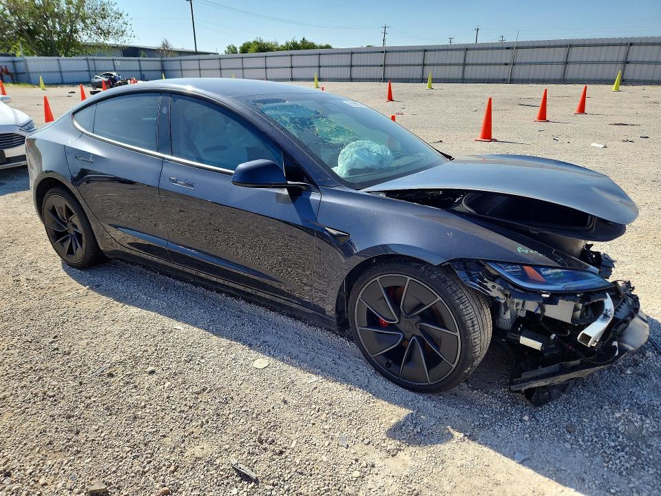 Фото 4 с аукциона – 2025 TESLA MODEL 3 с VIN 5YJ3E1ET2SF992931