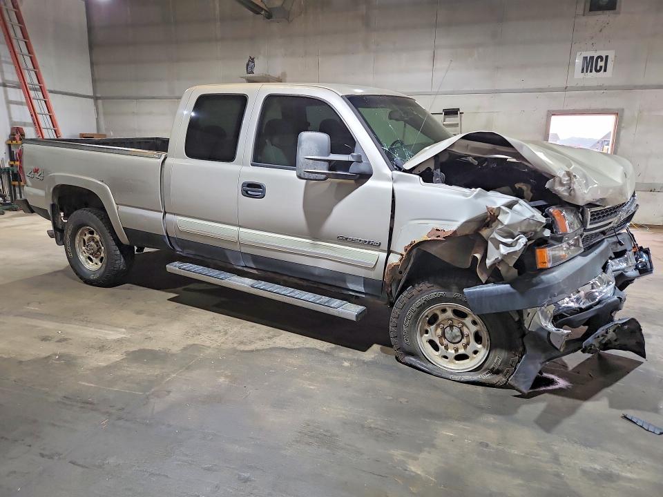 Photo 4 from auction – 2005 CHEVROLET SILVERADO with VIN 1GCHK29U25E292954