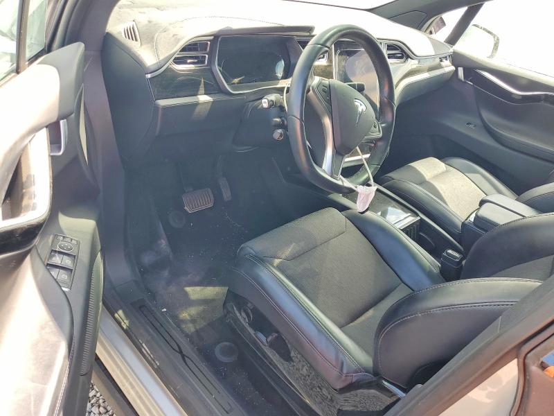 Photo 8 from auction – 2016 TESLA MODEL X with VIN 5YJXCAE24GF019426