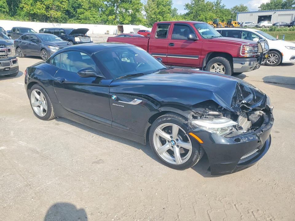 Photo 4 from auction – 2016 BMW Z4 with VIN WBALL5C56G5A20078