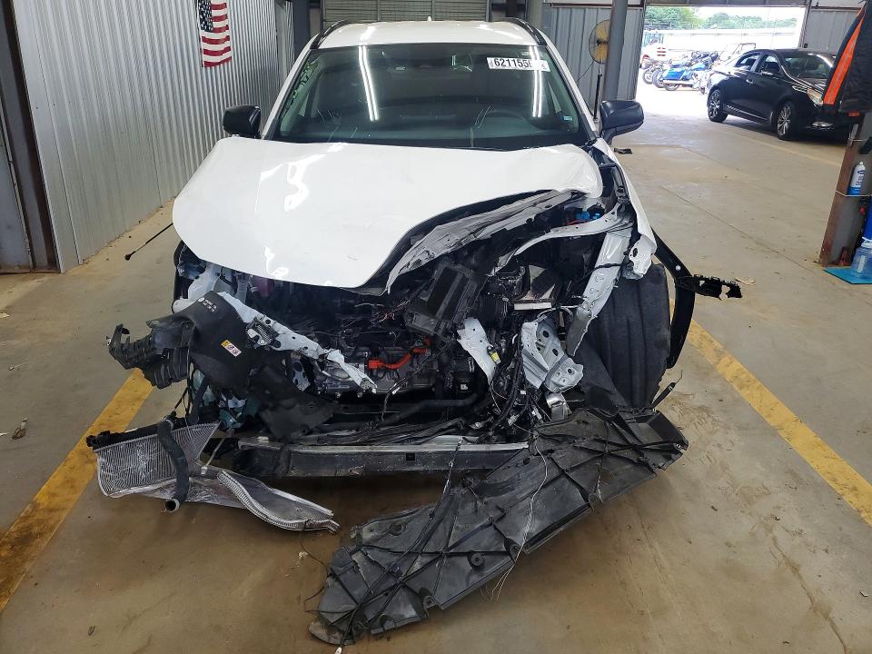 Photo 5 from auction – 2025 TOYOTA RAV4 with VIN JTMLWRFV9SD605598