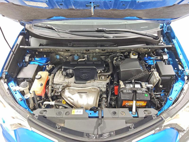 Photo 12 from auction – 2018 TOYOTA RAV4 with VIN JTMZFREVXJJ151471