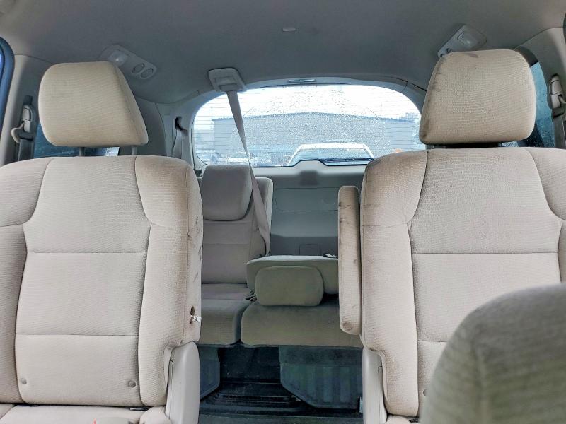 Photo 10 from auction – 2011 HONDA ODYSSEY with VIN 5FNRL5H24BB017177