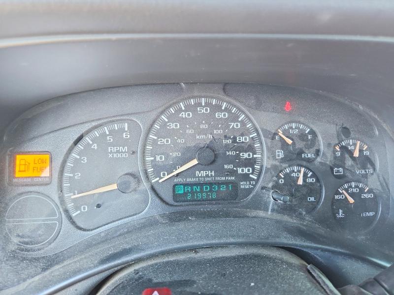 Photo 9 from auction – 2002 GMC YUKON with VIN 1GKEK13TX2J192136