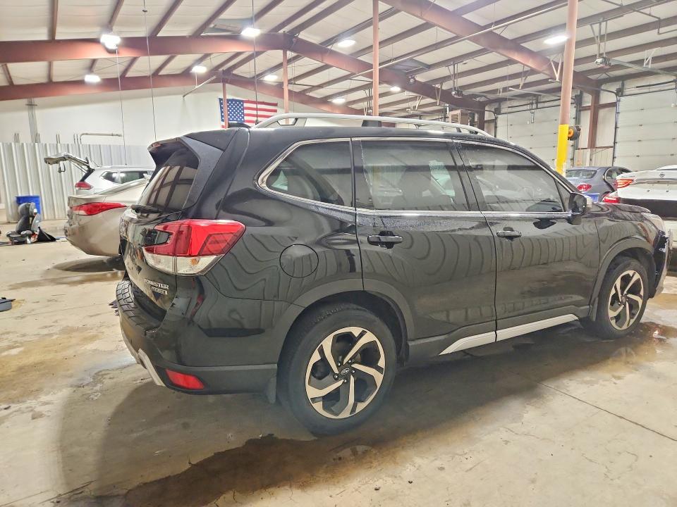 Foto 3 de la subasta – 2022 SUBARU FORESTER con VIN JF2SKARC7NH439678