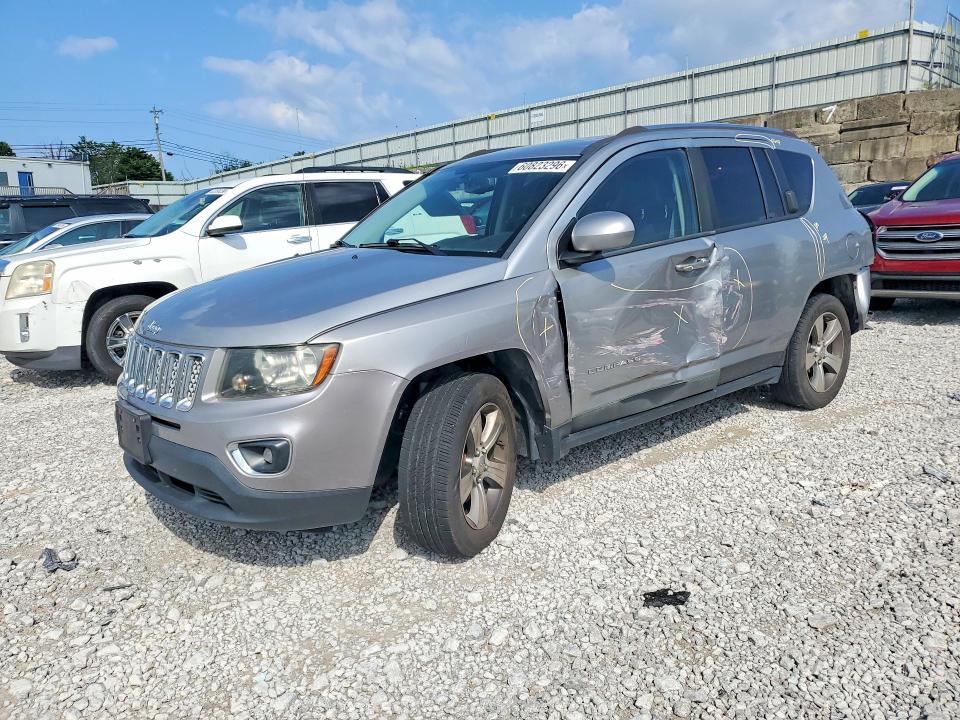 JEEP COMPASS 2017 with VIN 1C4NJCEA3HD156186 - Photo from auction