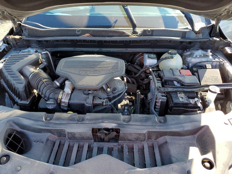 Photo 12 from auction – 2024 CHEVROLET BLAZER with VIN 3GNKBDRS6RS176191