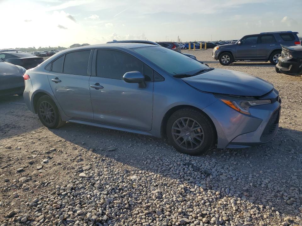 Photo 4 from auction – 2022 TOYOTA COROLLA with VIN JTDEPMAE0N3021469