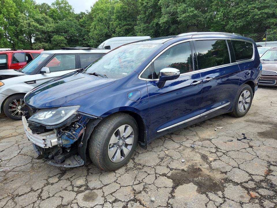 CHRYSLER PACIFICA 2018 with VIN 2C4RC1N76JR144895 - Photo from auction