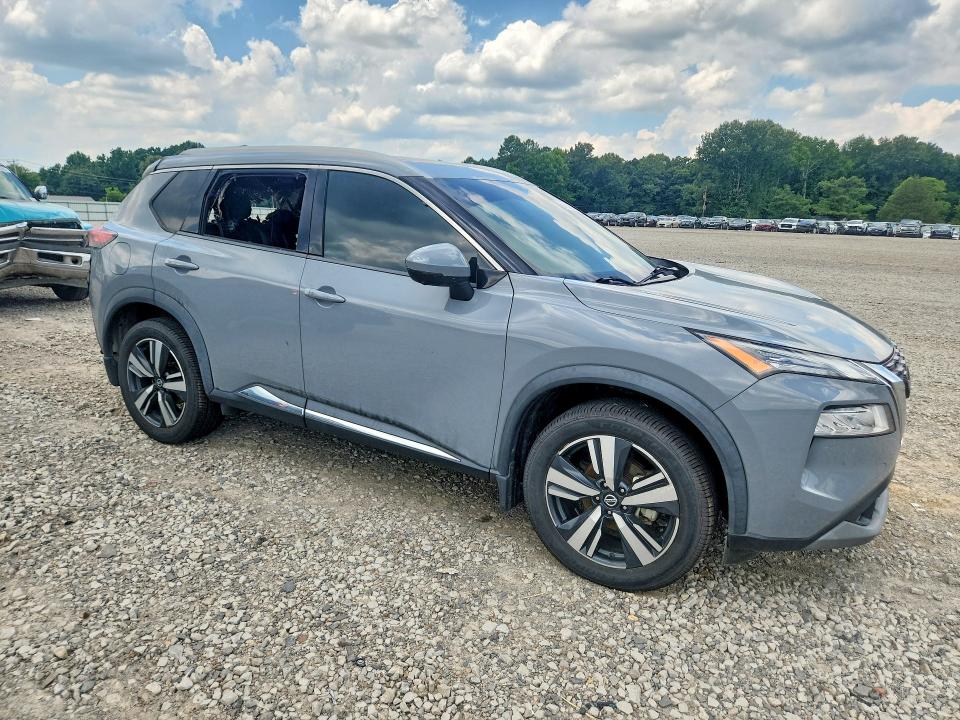 Photo 4 from auction – 2021 NISSAN ROGUE with VIN 5N1AT3CA1MC707464