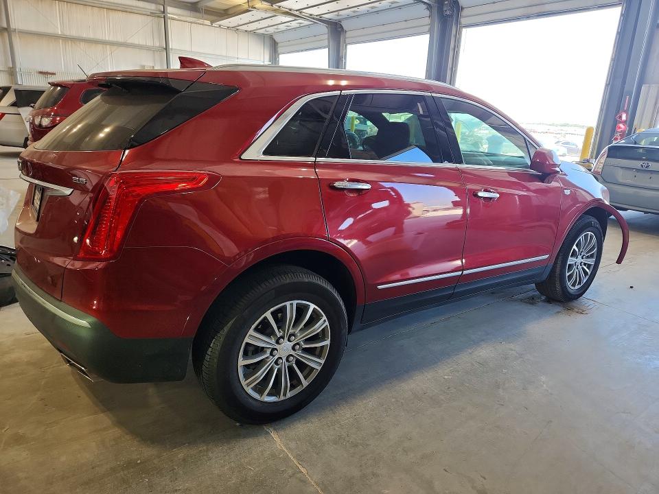 Photo 3 from auction – 2019 CADILLAC XT5 with VIN 1GYKNDRS6KZ138348