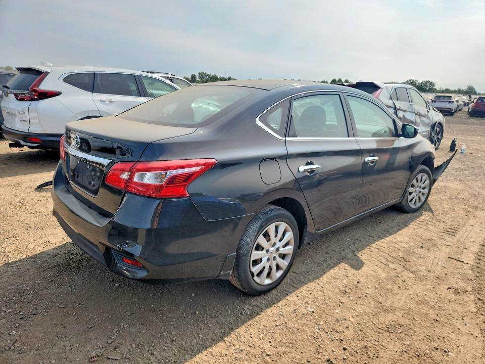 Photo 3 from auction – 2016 NISSAN SENTRA with VIN 3N1AB7AP9GY328328
