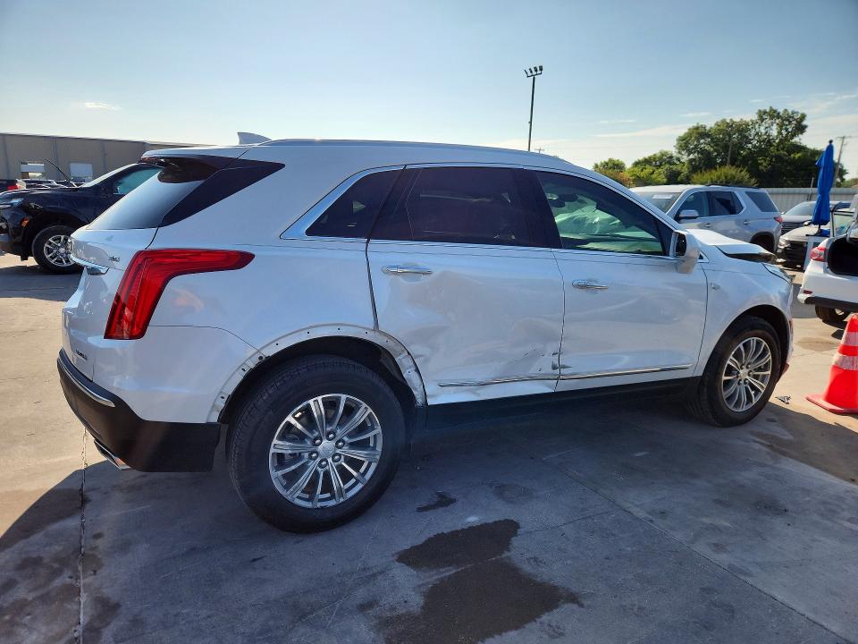Photo 3 from auction – 2018 CADILLAC XT5 with VIN 1GYKNCRS7JZ211994