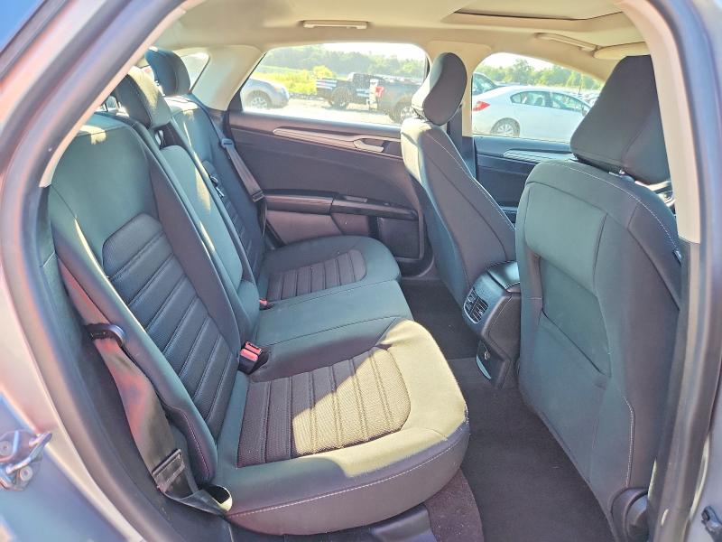 Photo 10 from auction – 2020 FORD FUSION with VIN 3FA6P0HD9LR190386