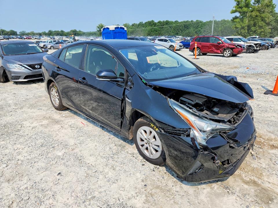 Photo 4 from auction – 2018 TOYOTA PRIUS with VIN JTDKARFU3J3548272