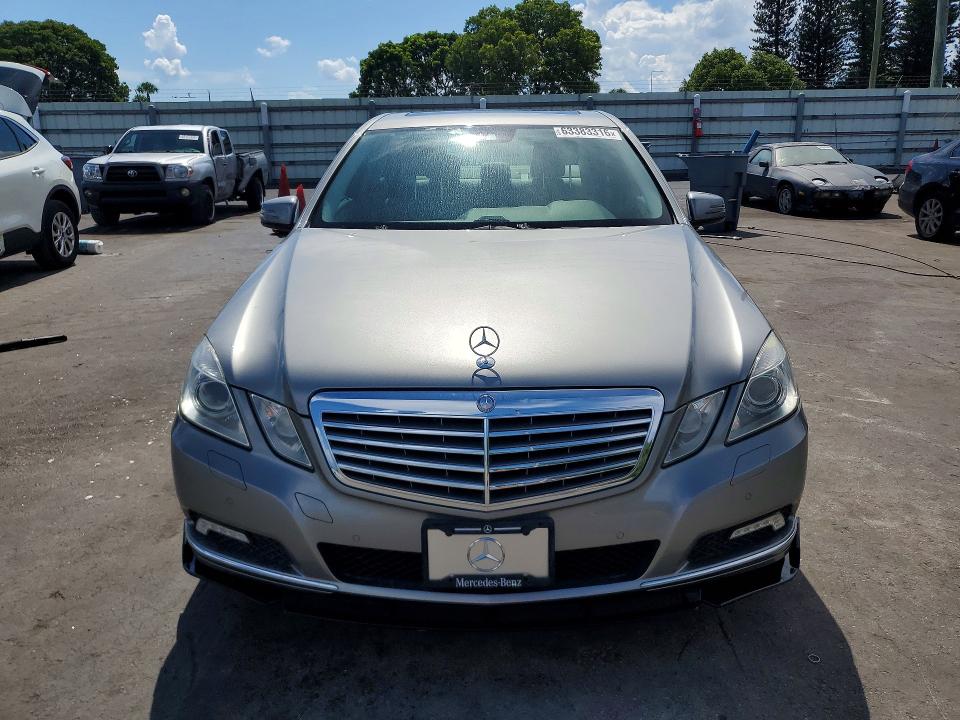 Photo 5 from auction – 2010 MERCEDES-BENZ E with VIN WDDHF8HBXAA233004