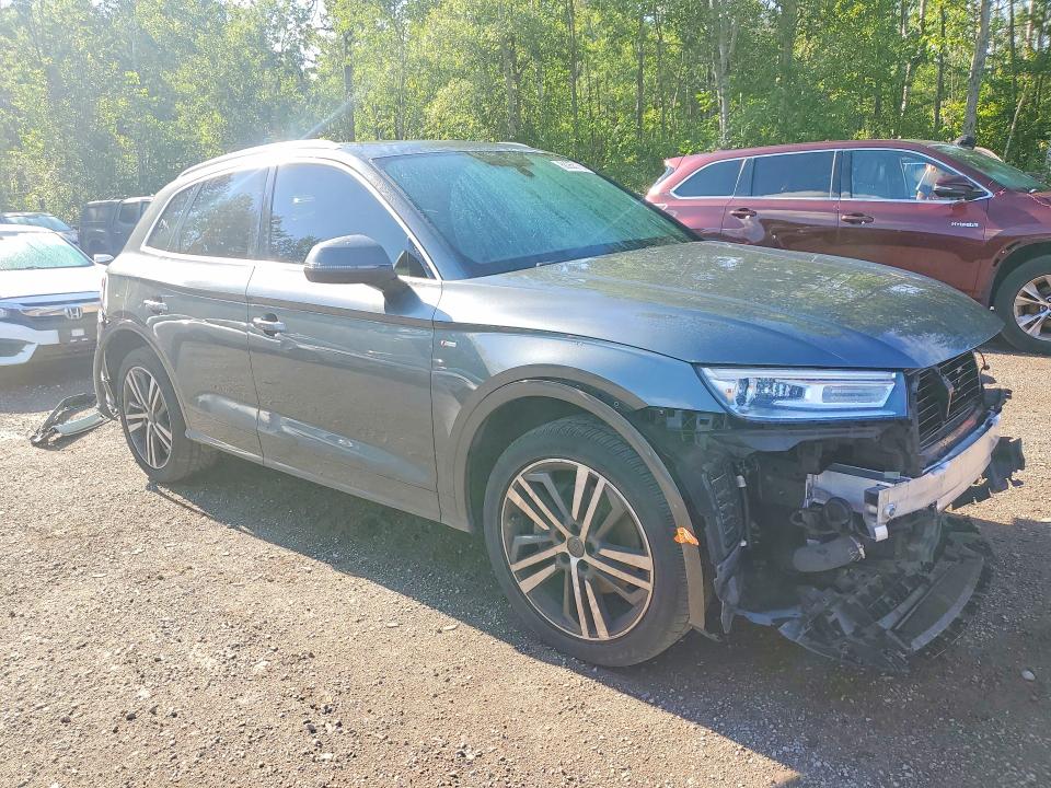Снимка 4 от търг – 2018 AUDI Q5 с VIN WA1ENAFY8J2014402