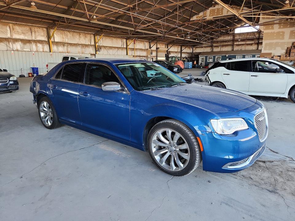 Photo 4 from auction – 2020 CHRYSLER 300 with VIN 2C3CCAAG5LH154536