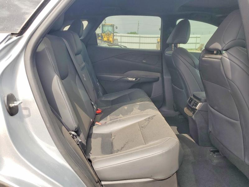 Photo 11 from auction – 2024 LEXUS RX 350 with VIN 2T2BAMCA7RC044738