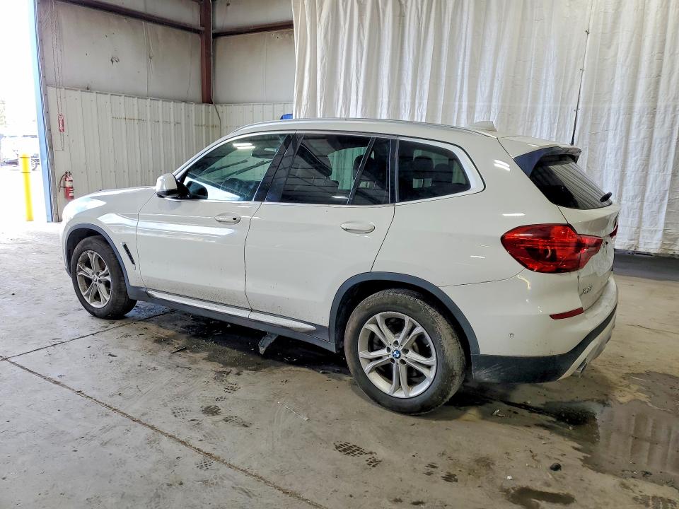 Photo 2 from auction – 2018 BMW X3 with VIN 5UXTR9C50JLD72986