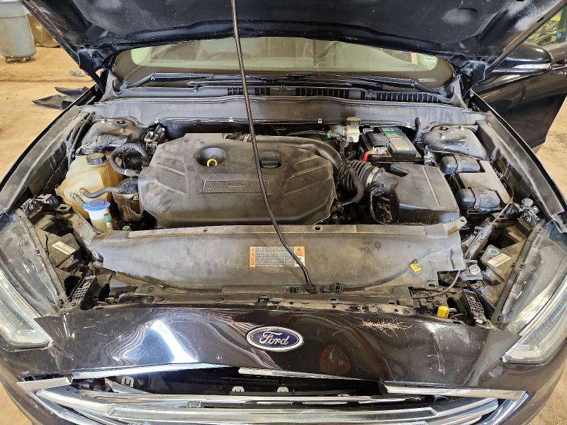 Photo 11 from auction – 2017 FORD FUSION with VIN 3FA6P0T91HR100884